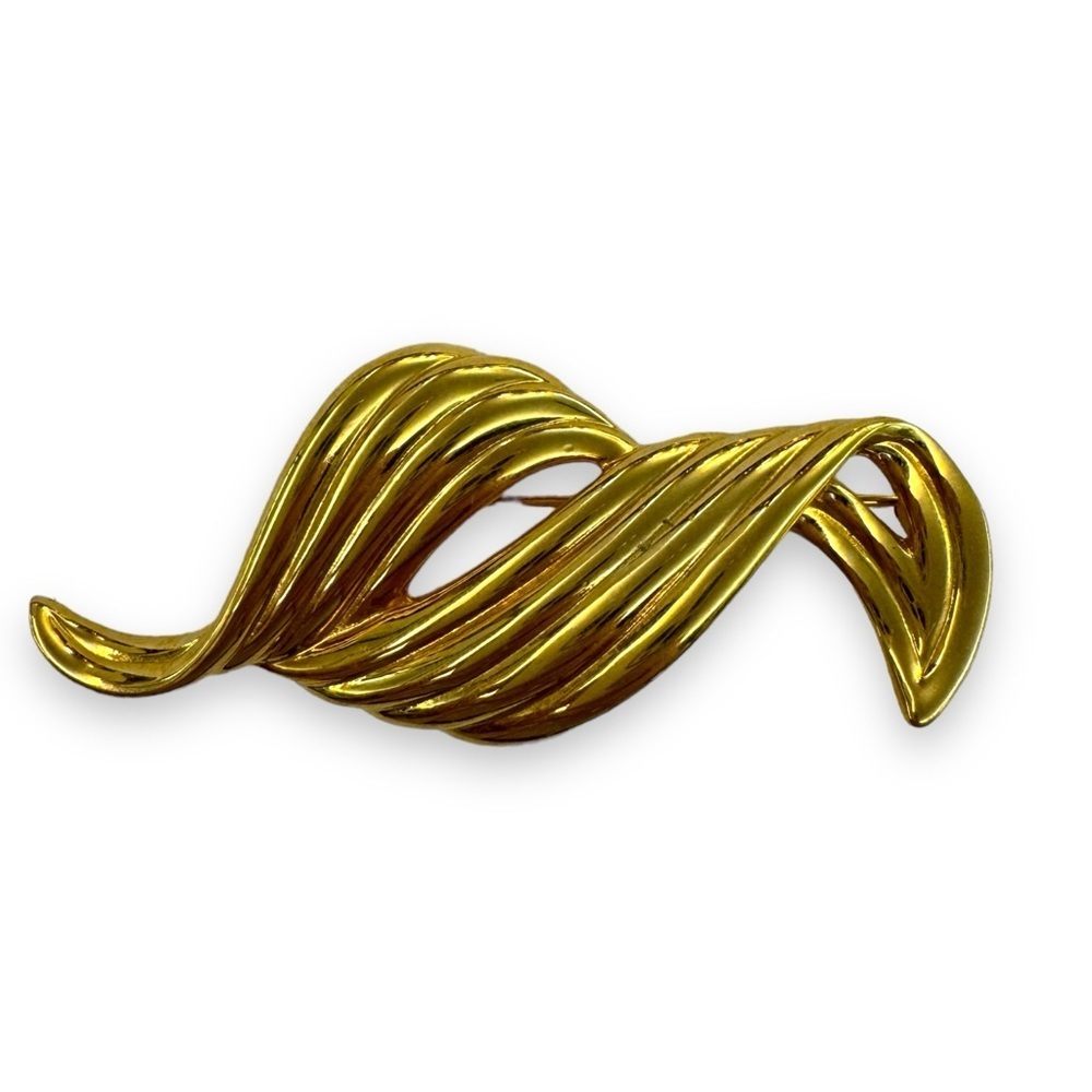 Vintage 80s Abstract Gold Brooch by Liz Claiborne